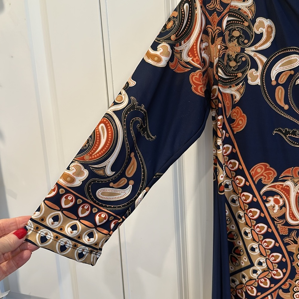 Haani Dress Size M in EUC - Picture 4 of 5